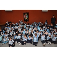 Los más pequeños celebraron el DIA DE LA BANDERA